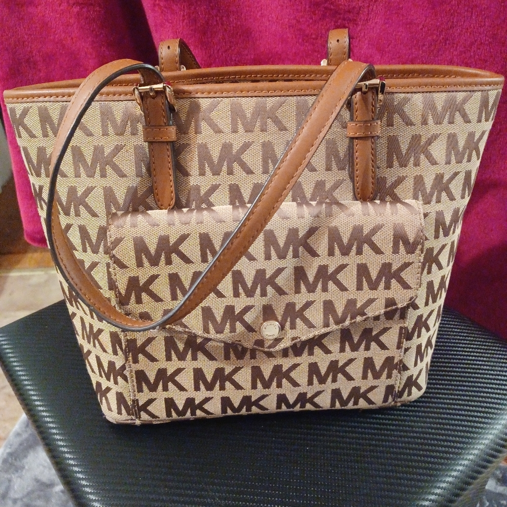 Michael Kora bag